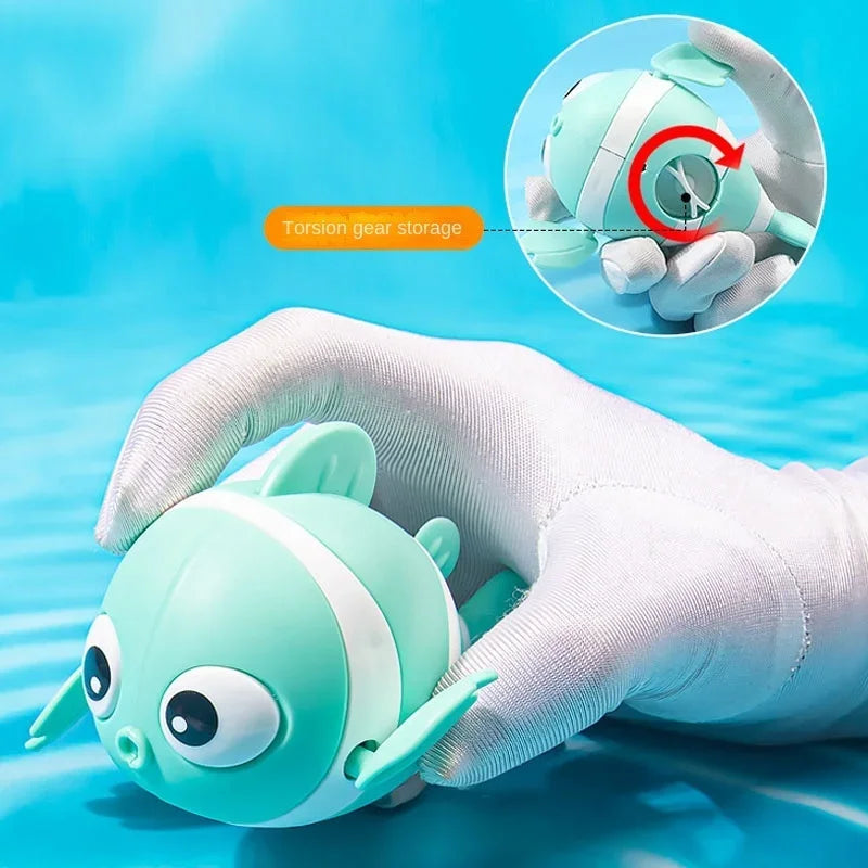 Juguetes de baño para bebés, lindos peces de natación, animales de dibujos animados, juguetes de cuerda flotantes, juego de agua, juguetes clásicos de relojería para niños pequeños